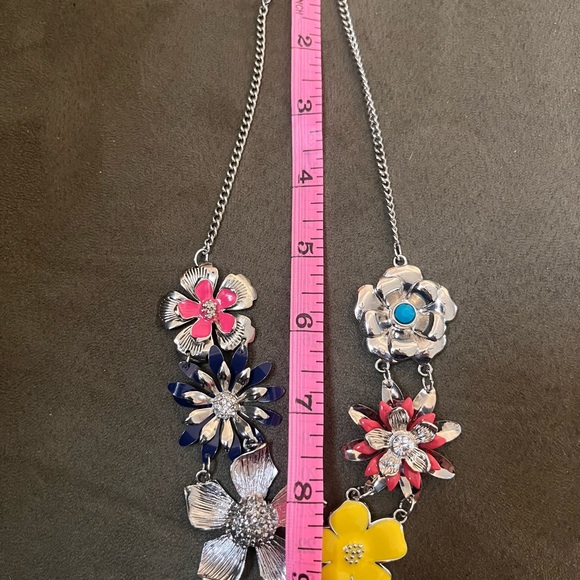 Multicolored floral statement necklace - Picture 2 of 2